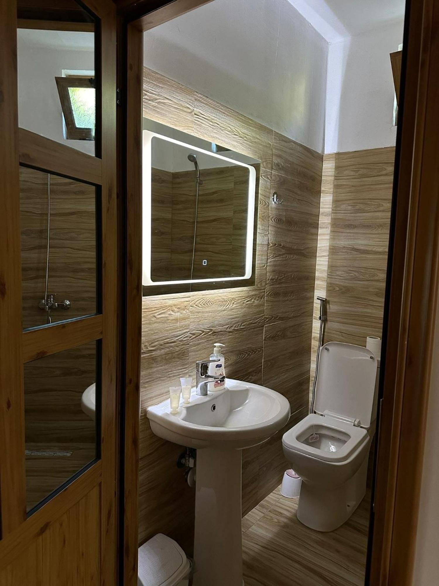 Alimeti Guesthouse Berat Extérieur photo